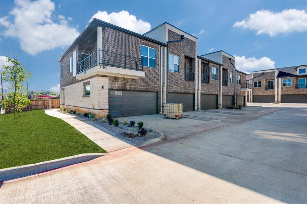 Townhouse for rent at 710 Benge Dr #710C, Arlington, TX 76013