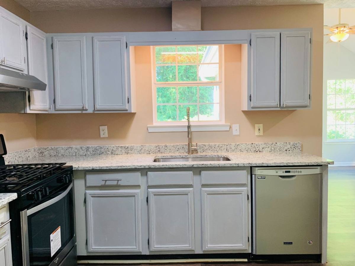 House for rent at 30 Standing Rock Rd, Senoia, GA 30276