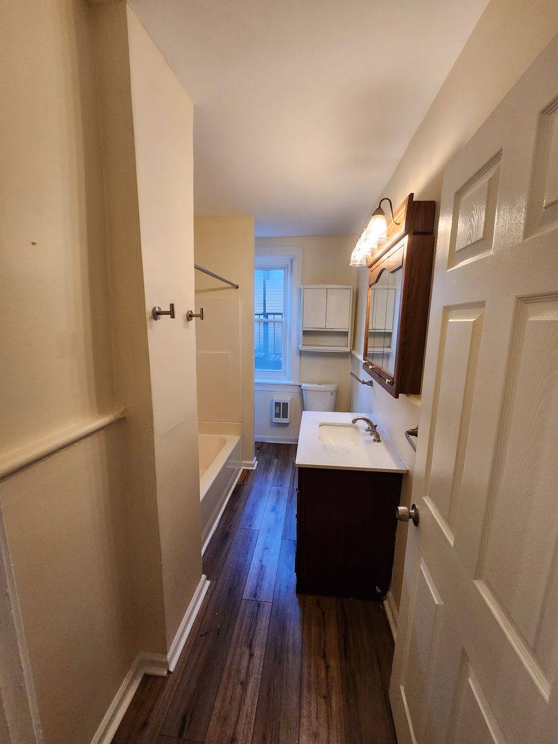 Apartment for rent at 113-115 N 12th & 1145 W Linden St, Allentown, PA 18102
