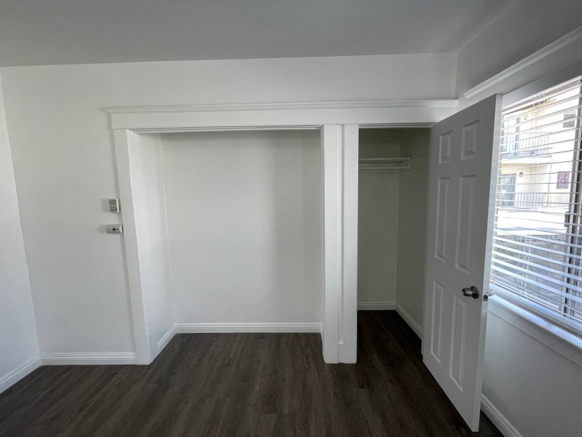 Apartment for rent at 636 Lime Ave, Long Beach, CA 90802