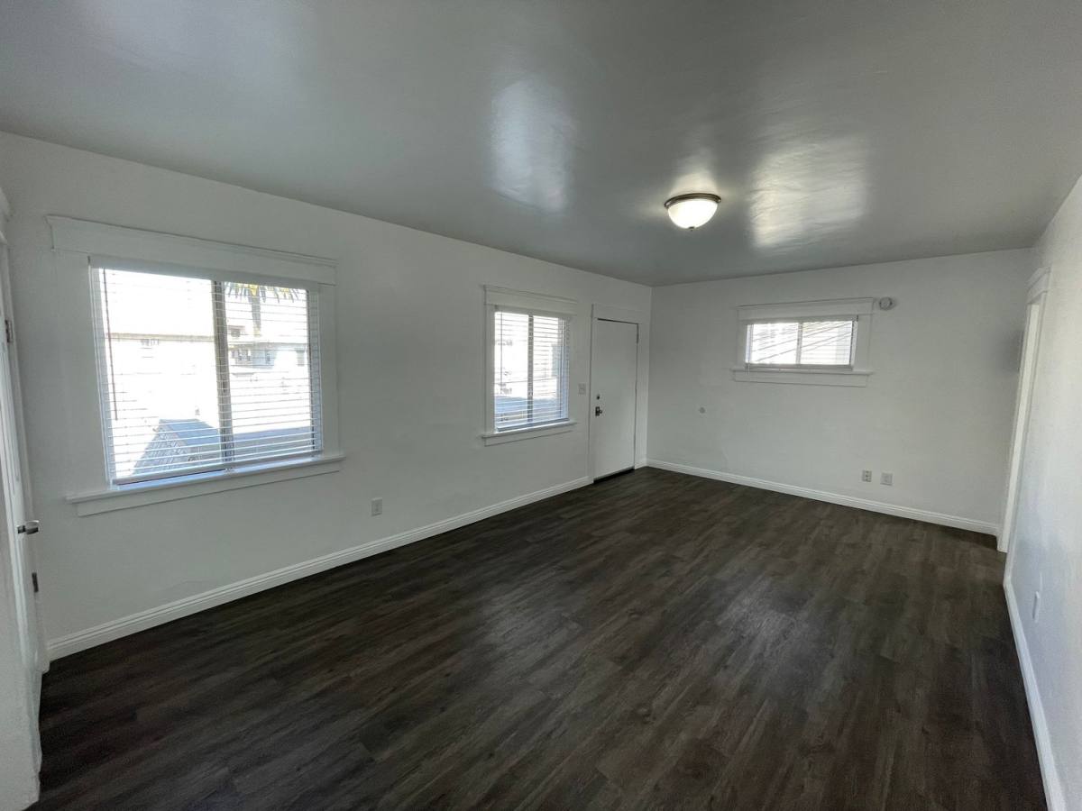 Apartment for rent at 636 Lime Ave, Long Beach, CA 90802