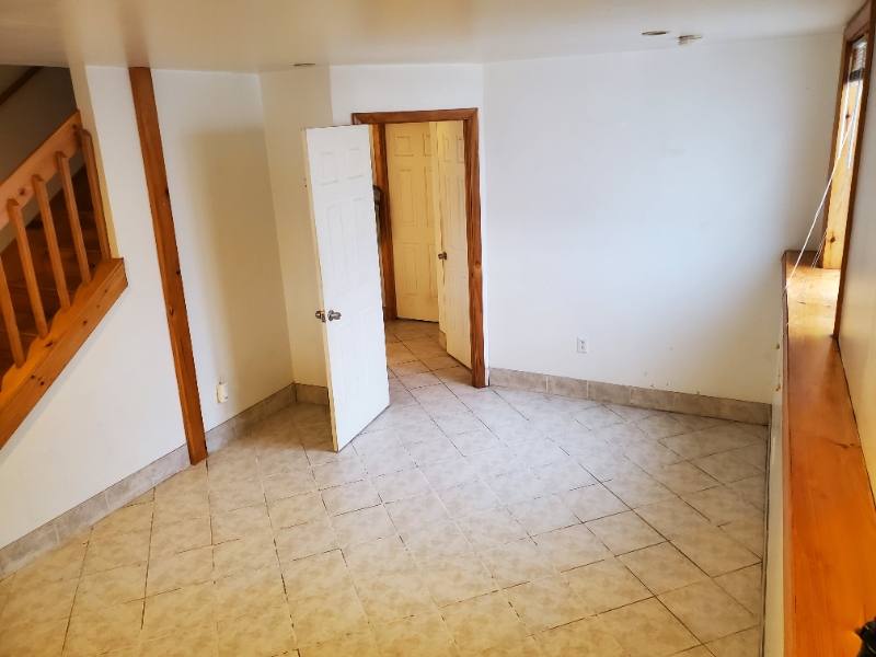 House for rent at 302 Camelot Shore Dr, Farmington, NH 03835