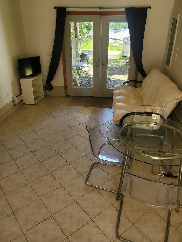 House for rent at 302 Camelot Shore Dr, Farmington, NH 03835