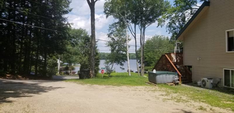 House for rent at 302 Camelot Shore Dr, Farmington, NH 03835