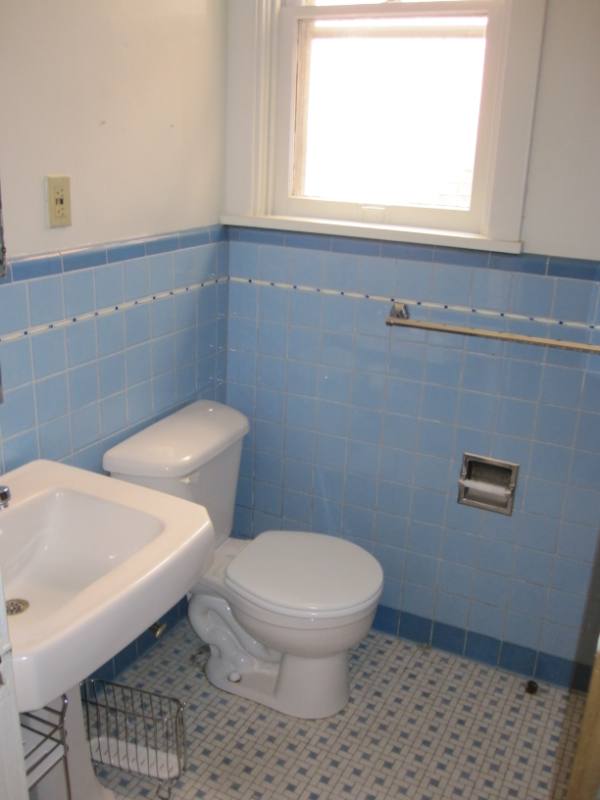 Apartment for rent at 5706 Darlington Rd, Pittsburgh, PA 15217