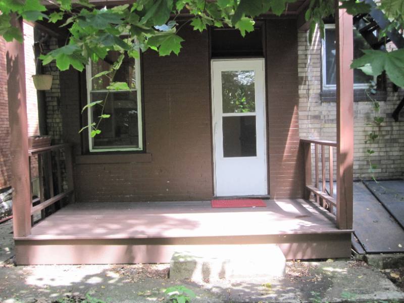 Apartment for rent at 5706 Darlington Rd, Pittsburgh, PA 15217
