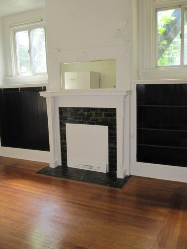 Apartment for rent at 5706 Darlington Rd, Pittsburgh, PA 15217