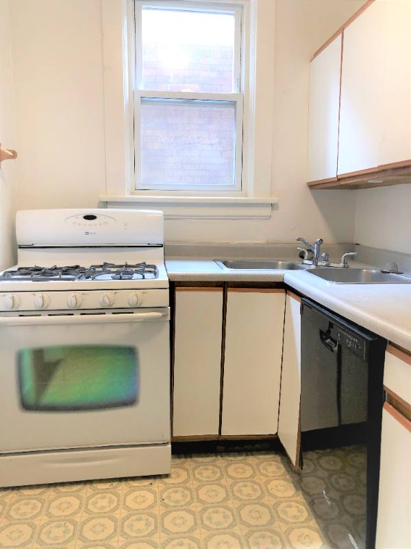 Apartment for rent at 5706 Darlington Rd - 2nd Floor, Pittsburgh, PA 15217