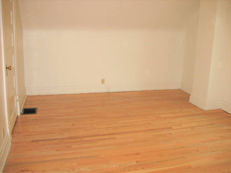 Apartment for rent at 5706 Darlington Rd - 3rd Floor, Pittsburgh, PA 15217