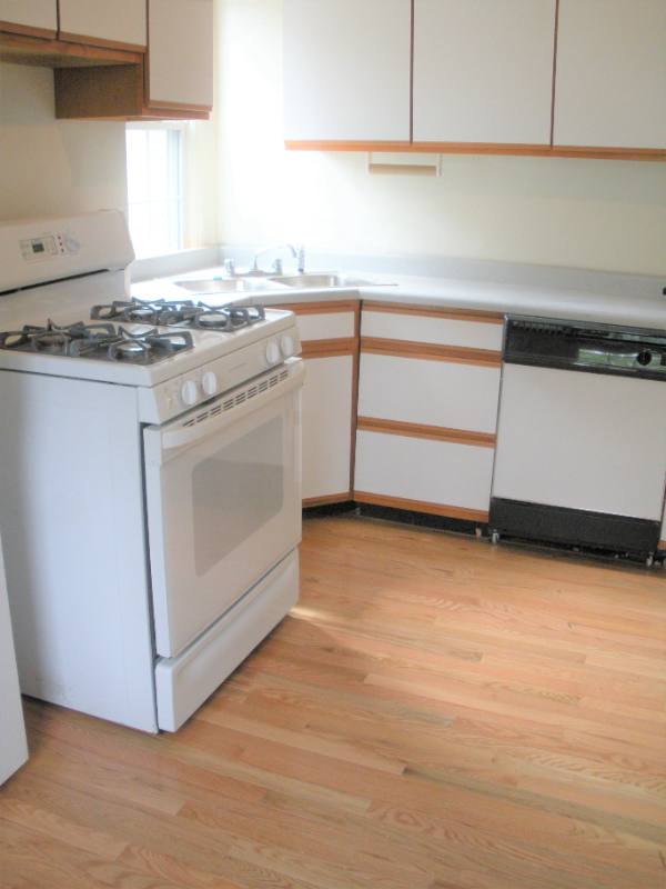 Apartment for rent at 5706 Darlington Rd - 3rd Floor, Pittsburgh, PA 15217