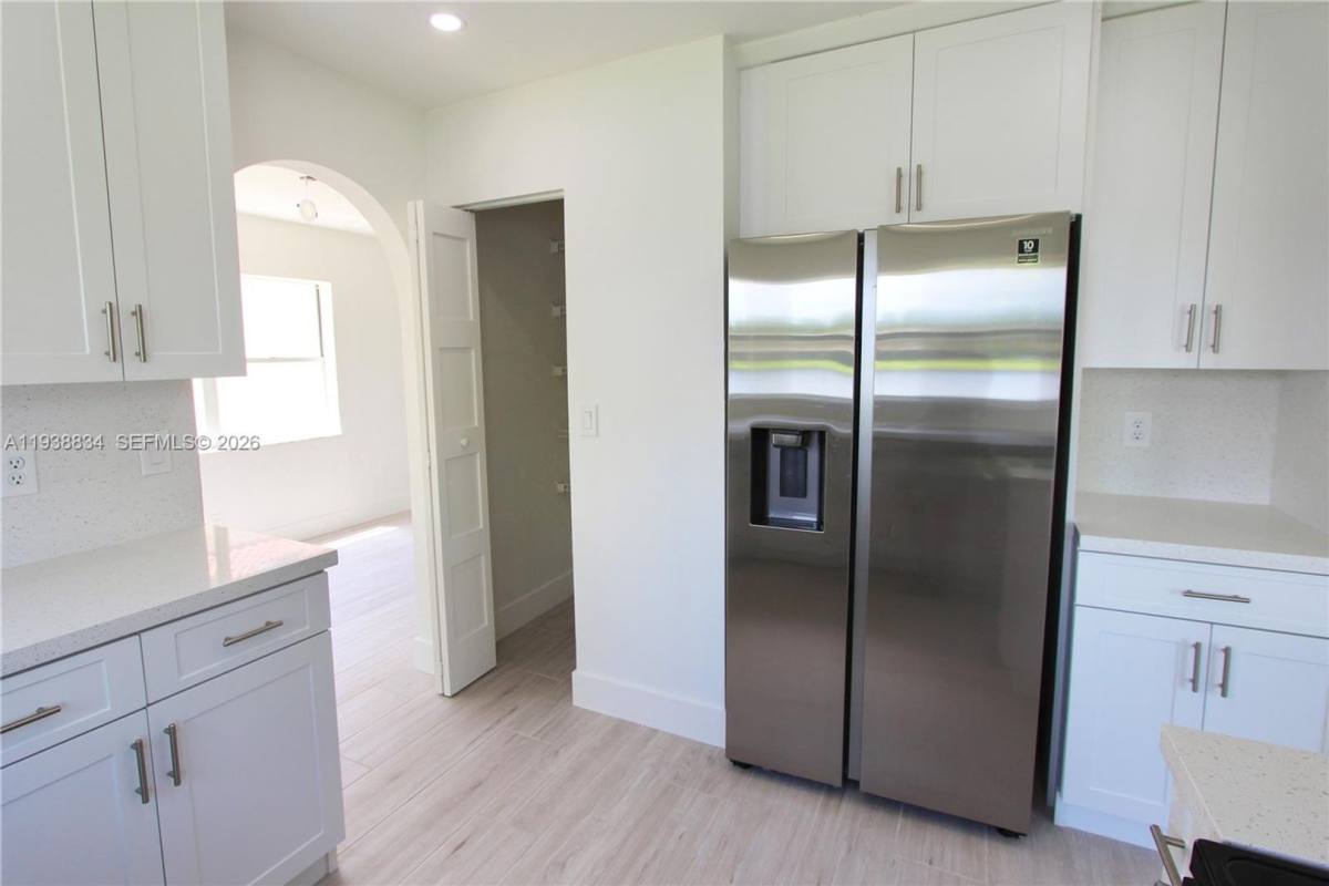 House for rent at 239 NW 107th Ave, Hollywood, FL 33026