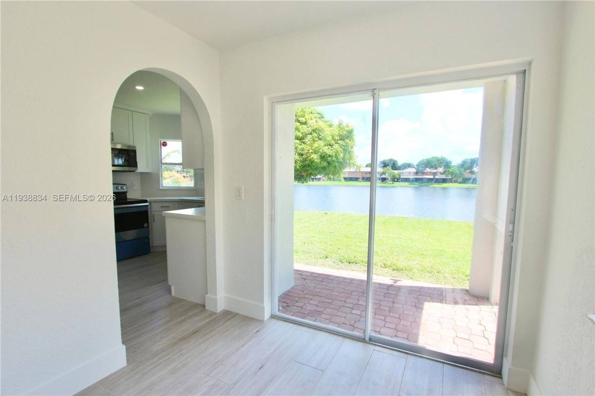 House for rent at 239 NW 107th Ave, Hollywood, FL 33026
