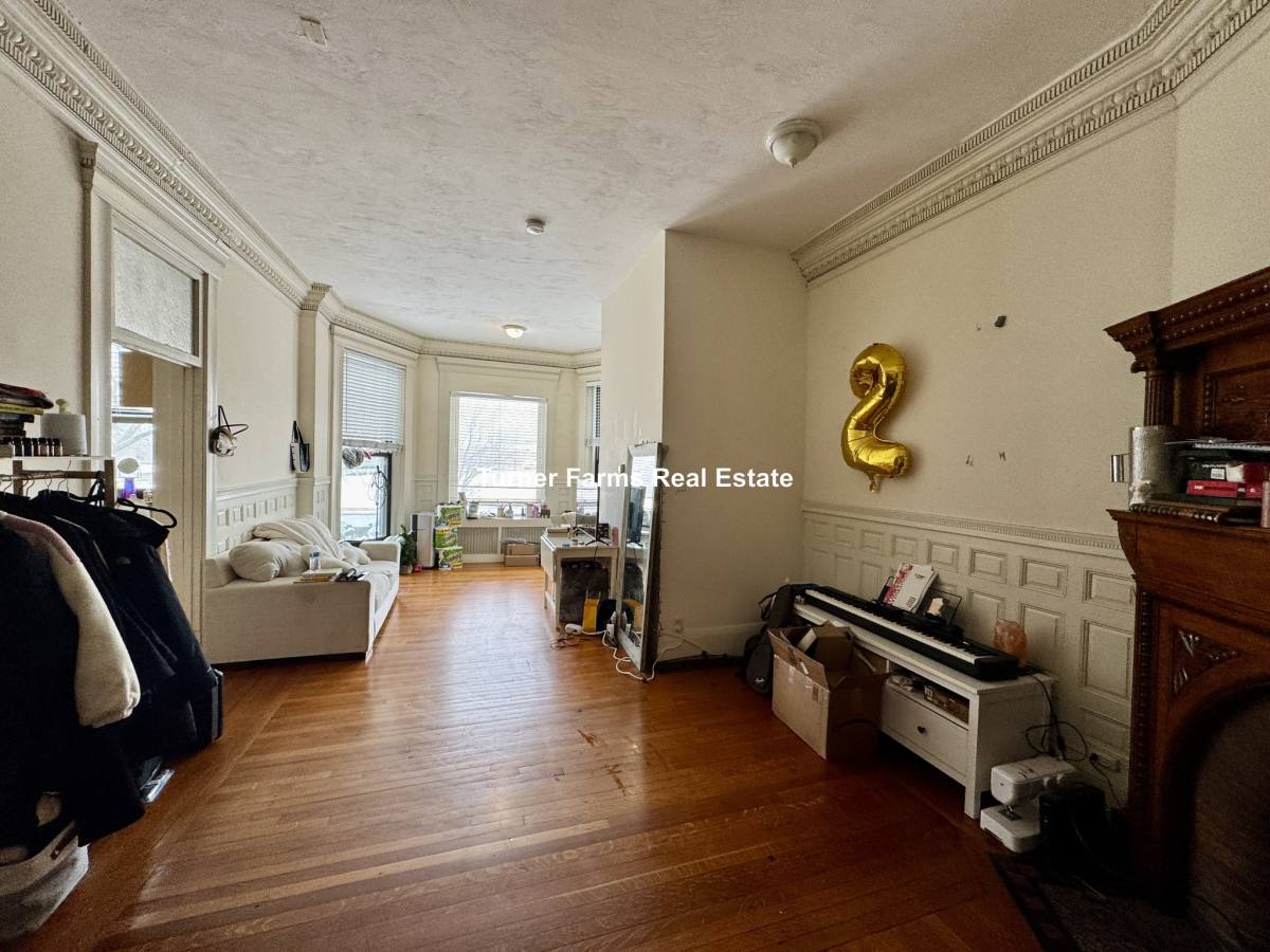 Apartment for rent at 27 Bay State 2R #2R, Boston, MA 02215