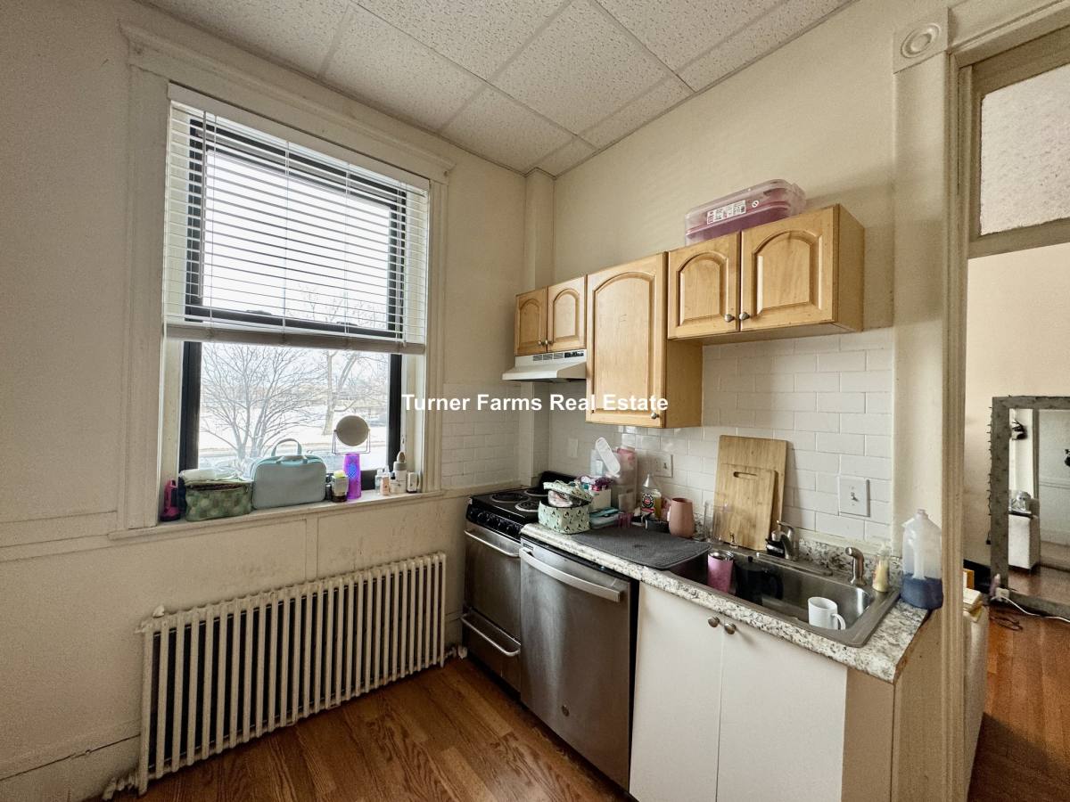 Apartment for rent at 27 Bay State 2R #2R, Boston, MA 02215