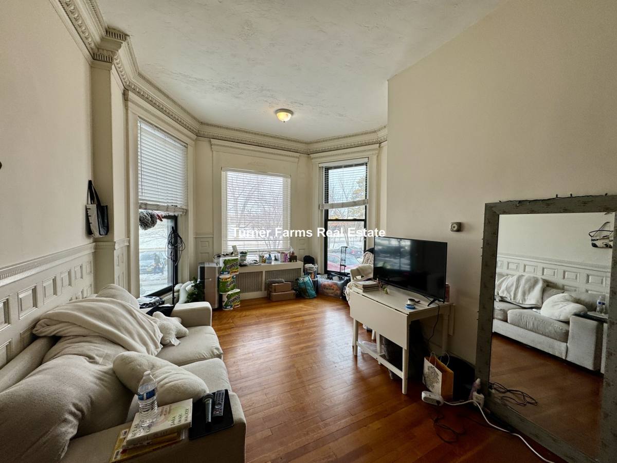 Apartment for rent at 27 Bay State 2R #2R, Boston, MA 02215