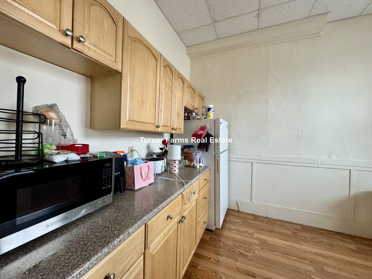 Apartment for rent at 27 Bay State 2R #2R, Boston, MA 02215