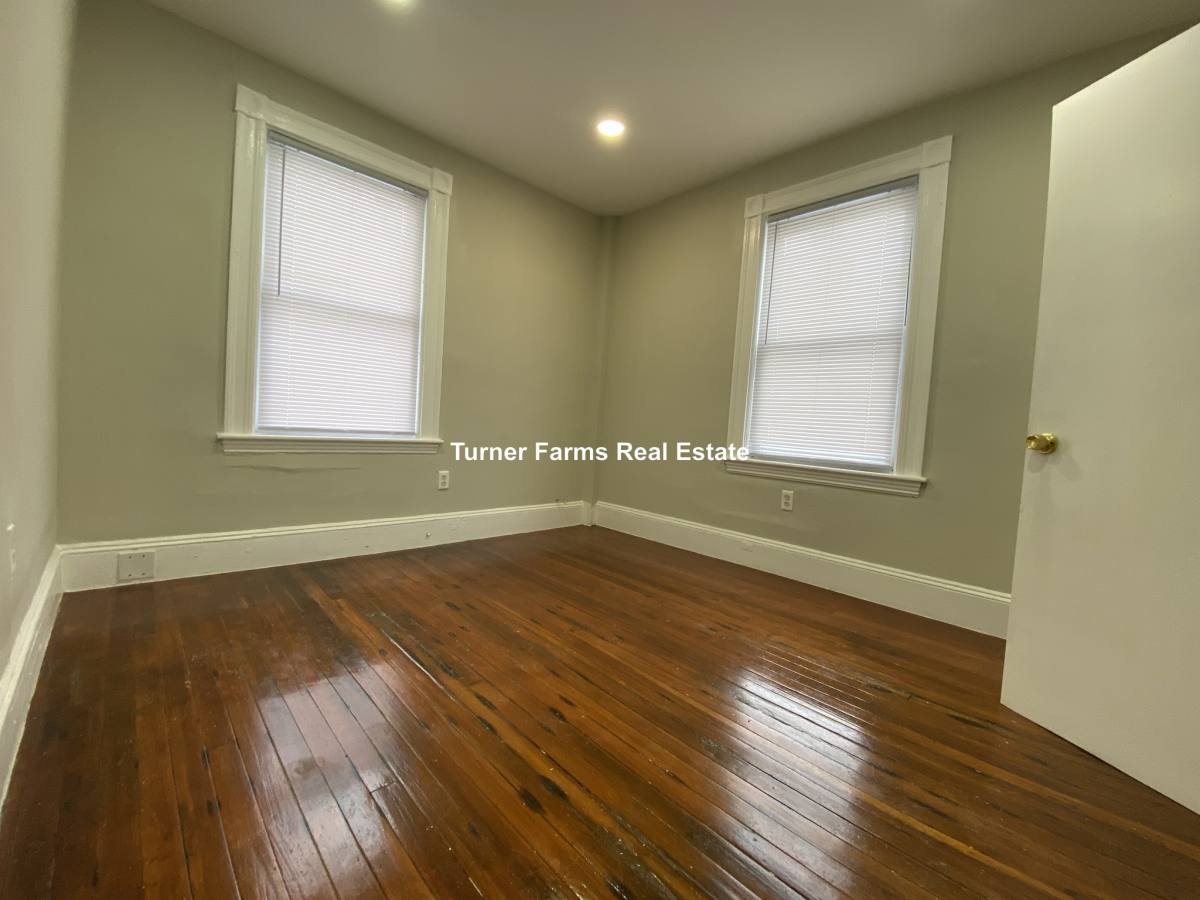 Apartment for rent at 35 Humphreys #2A, Dorchester, MA 02125