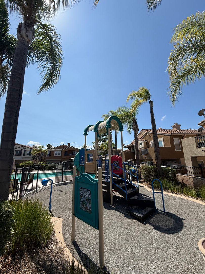 Townhouse for rent at 795 Caminito Valiente, Chula Vista, CA 91911