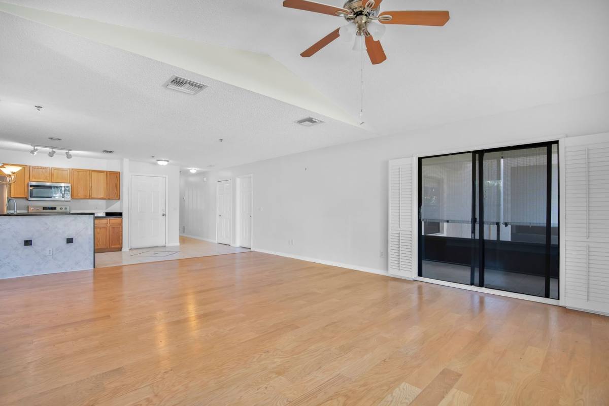 Condo for rent at 550 Via Del Oro Dr, Altamonte Springs, FL 32714