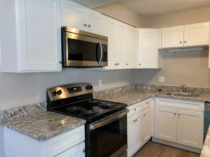 Apartment for rent at 5599 Thompson Rd, Manlius, NY 13104