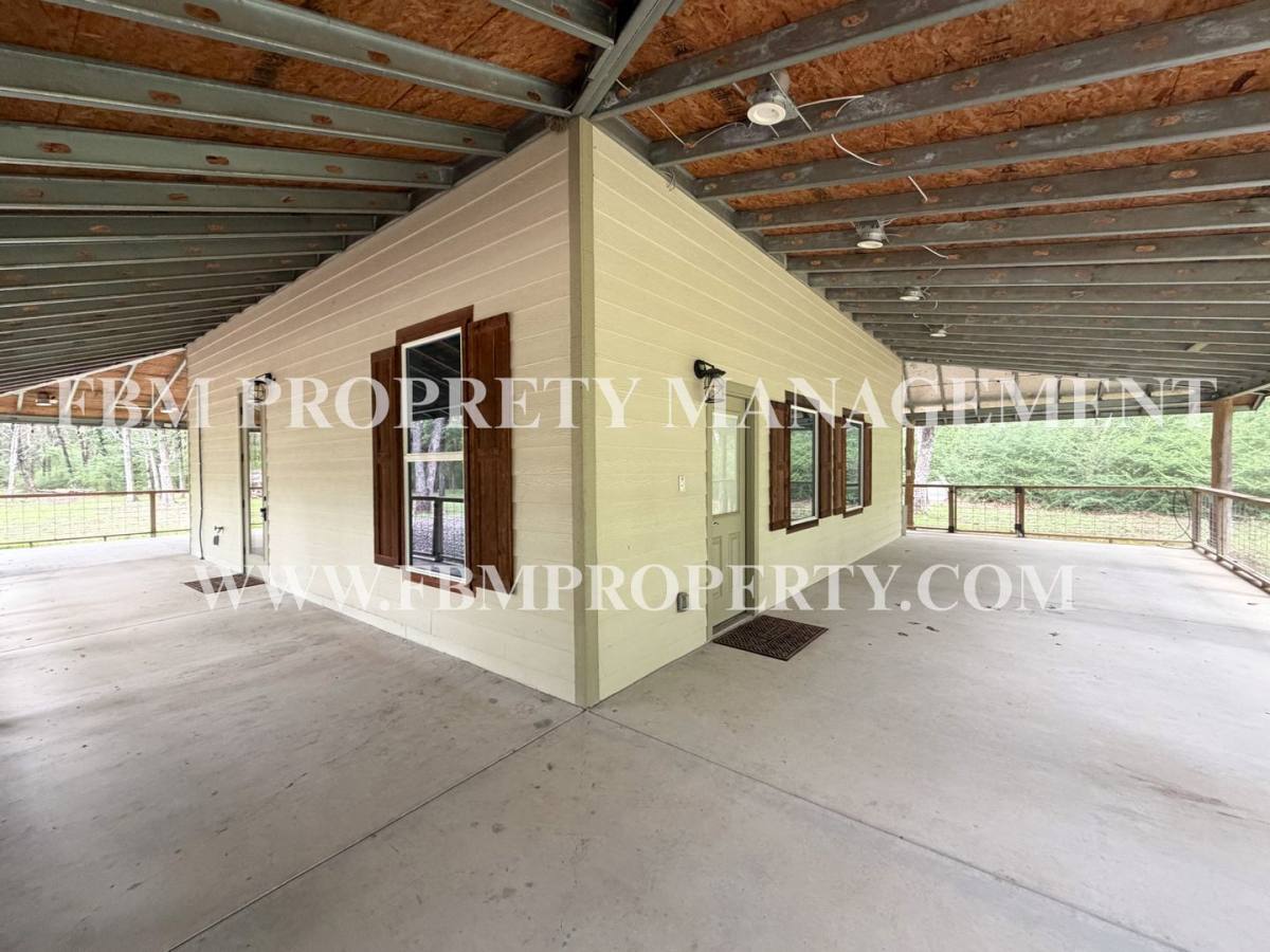 House for rent at 338 Post Oak Dr, Corsicana, TX 75110