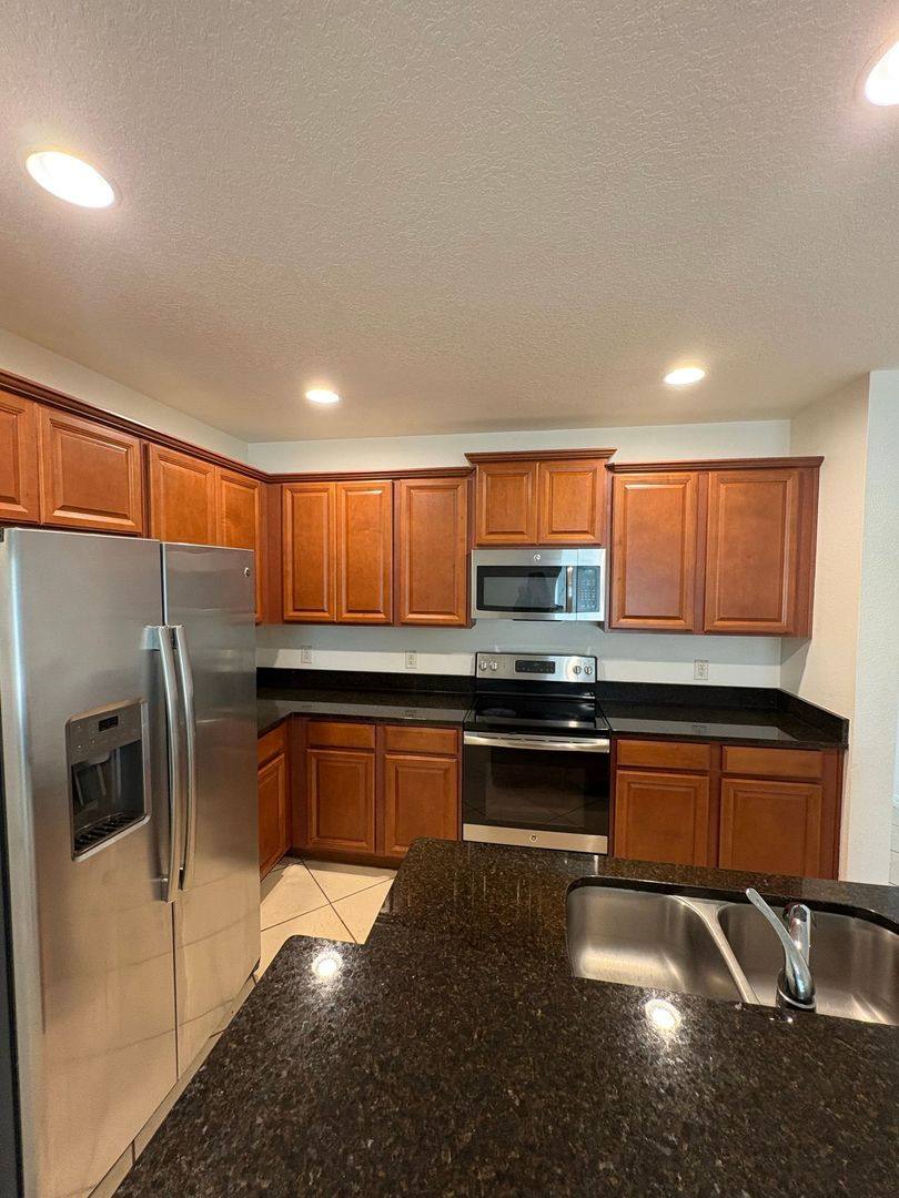 Townhouse for rent at 2875 Sunstone Dr, Kissimmee, FL 34758