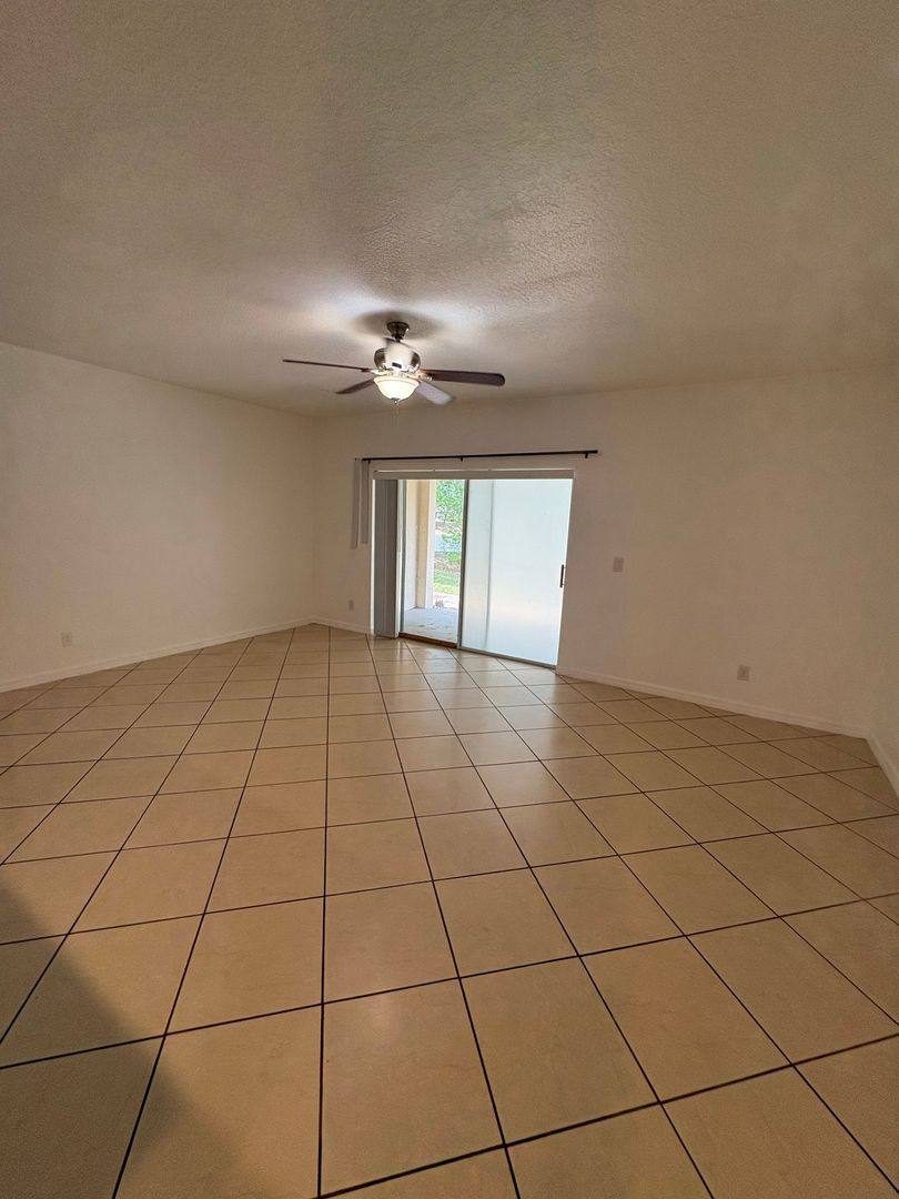 Townhouse for rent at 2875 Sunstone Dr, Kissimmee, FL 34758