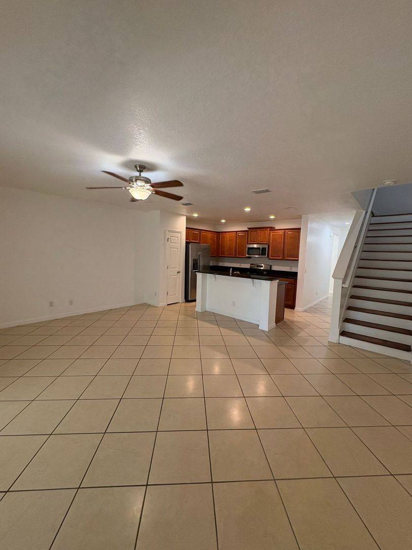 Townhouse for rent at 2875 Sunstone Dr, Kissimmee, FL 34758
