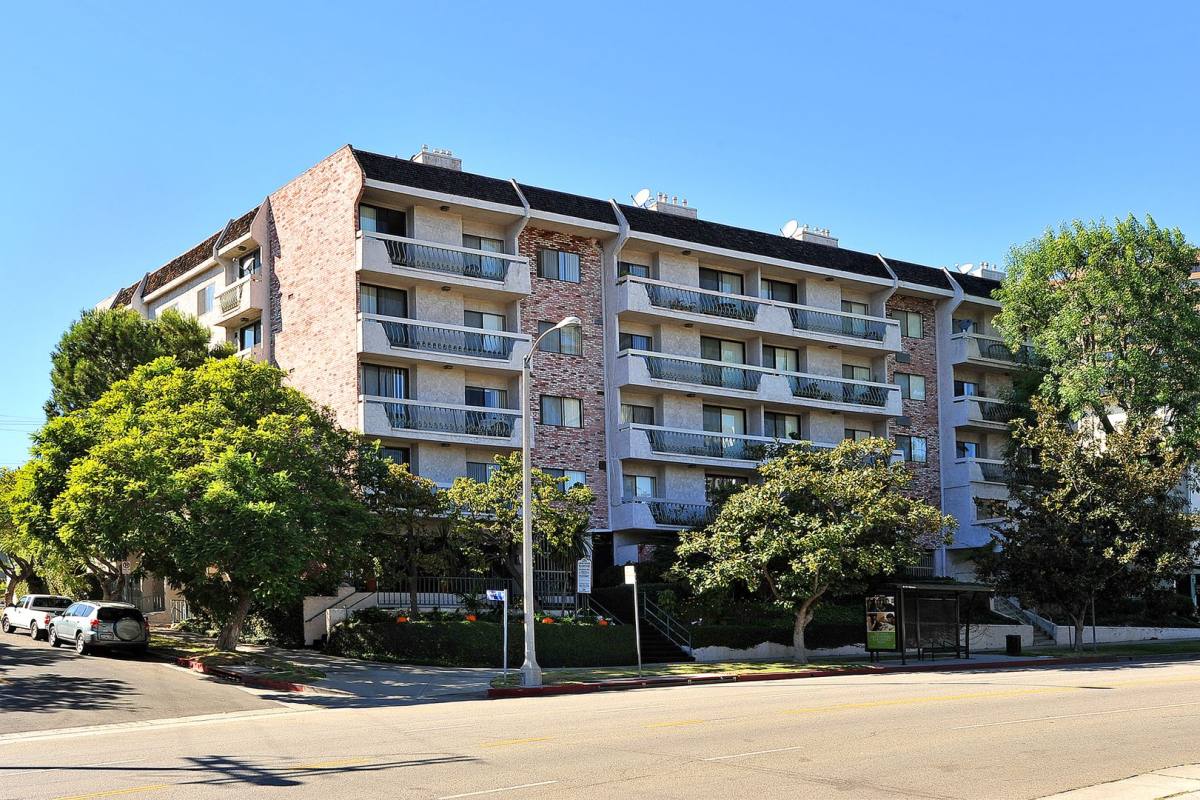 Apartment for rent at 1293 S Beverly Glen Blvd, Los Angeles, CA 90024