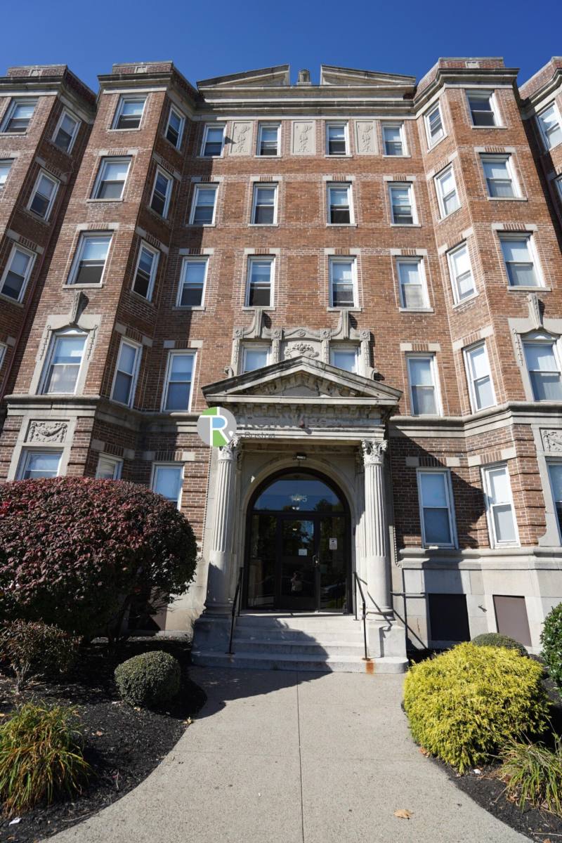 Apartment for rent at 1175 Boylston St #36, Boston, MA 02215