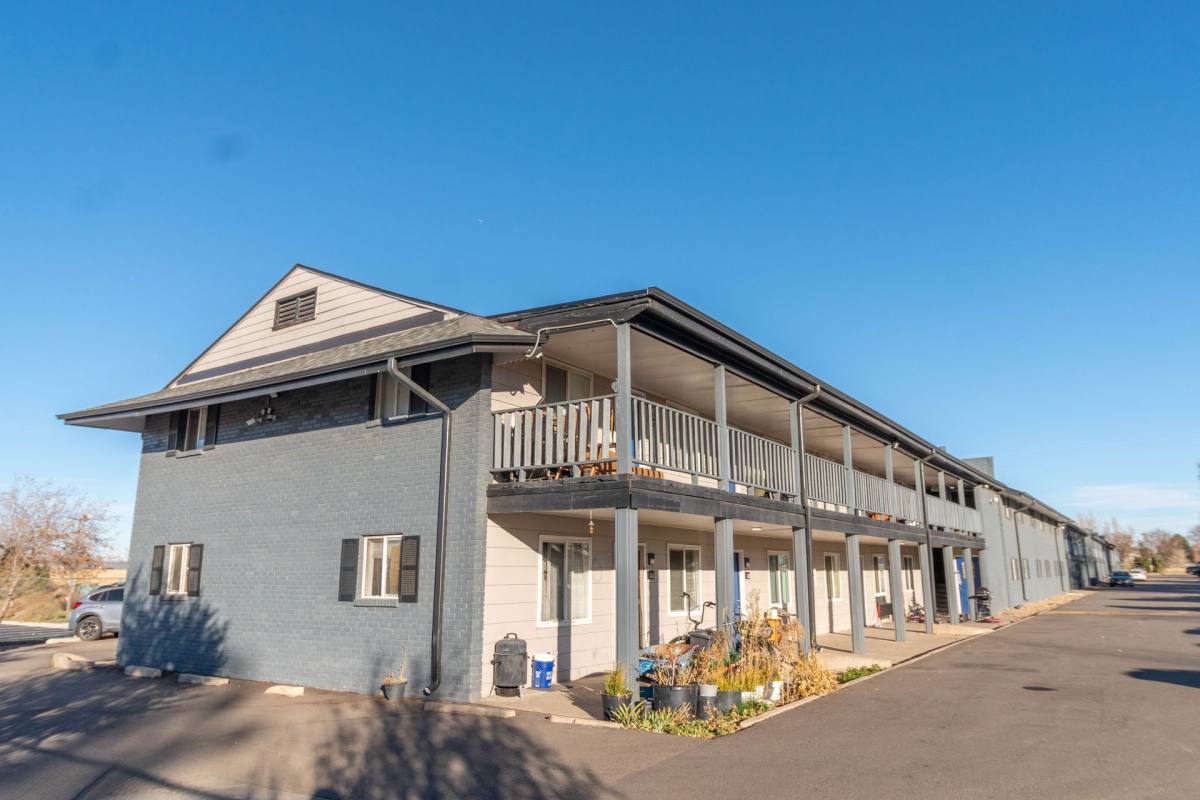 Apartment for rent at 16300 Colfax, Aurora, CO 80011