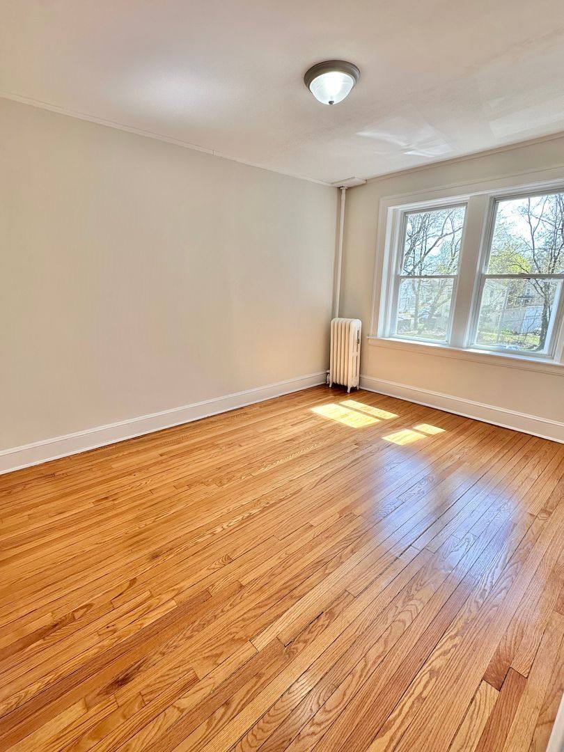 Apartment for rent at 90 Monroe St, New Britain, CT 06051