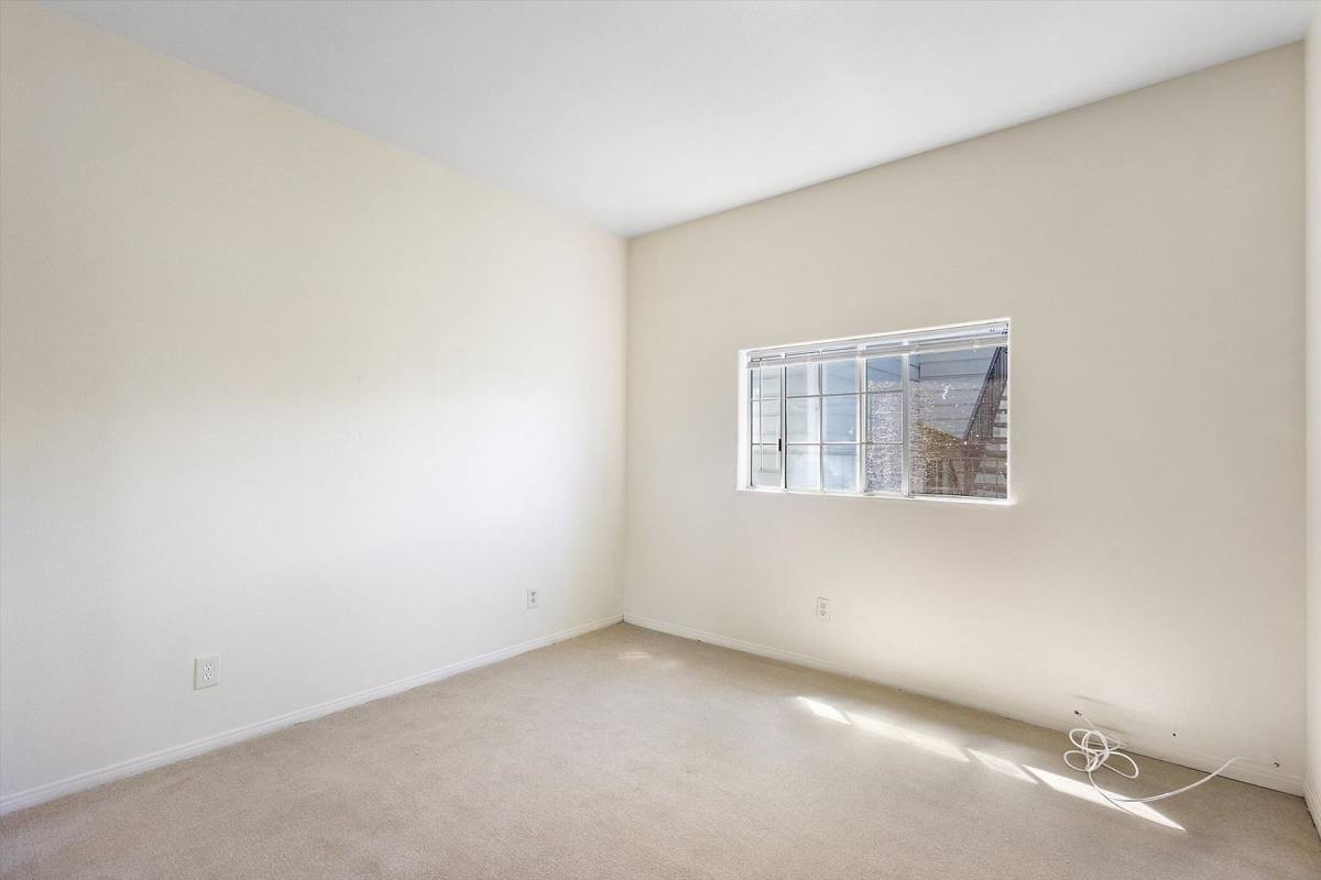 Apartment for rent at 1431 Linden St, Oakland, CA 94607