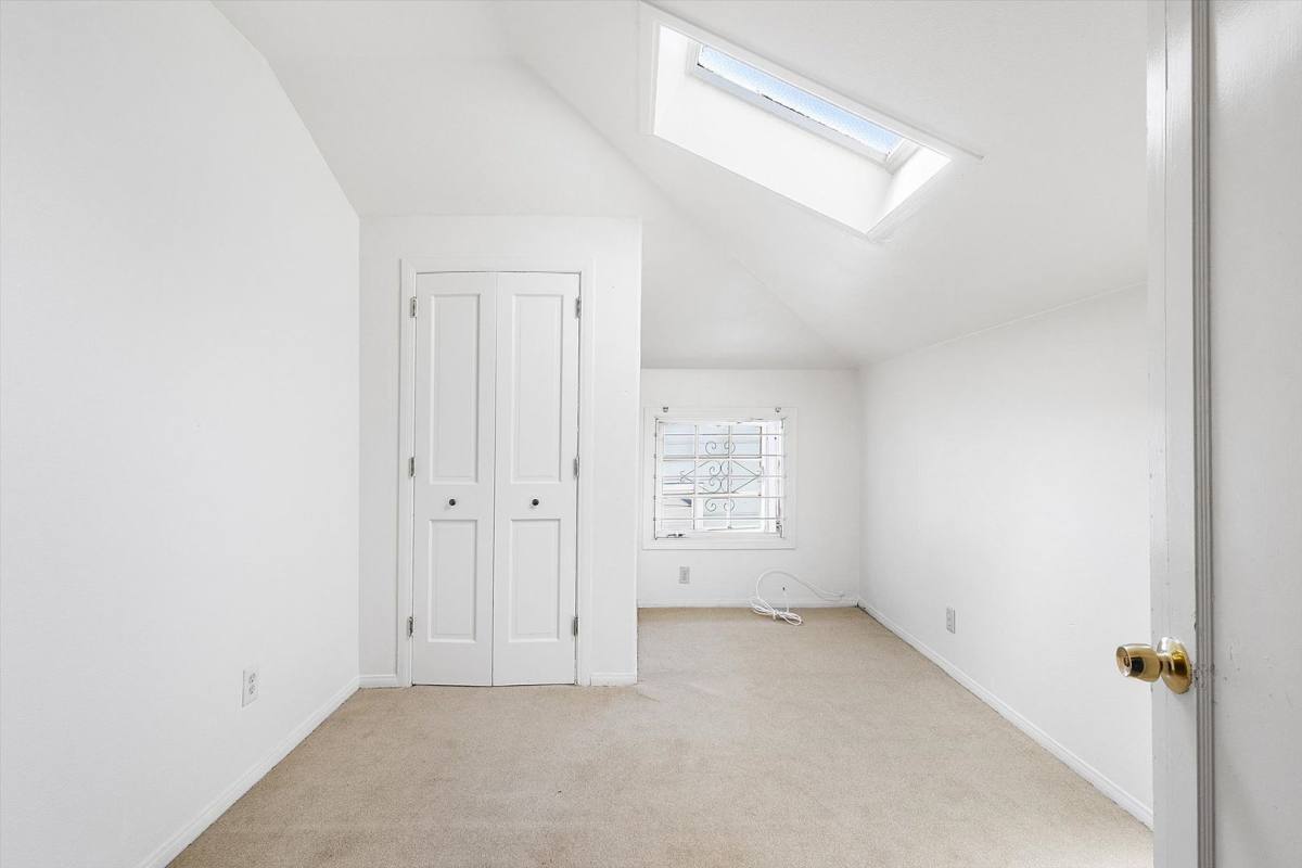 Apartment for rent at 1431 Linden St, Oakland, CA 94607