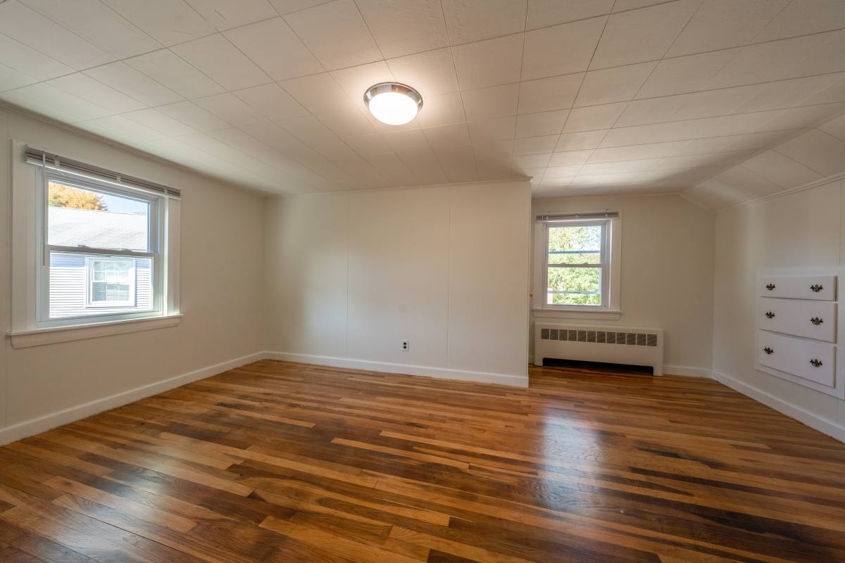 Apartment for rent at 170 Seminole Ave, Waltham, MA 02451