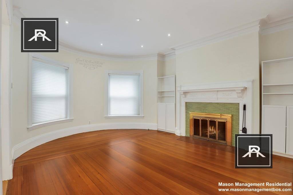 Apartment for rent at 121 Park St #1, Brookline, MA 02446