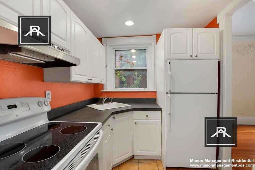 Apartment for rent at 121 Park St #1, Brookline, MA 02446
