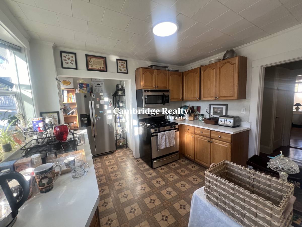 House for rent at 10 Townsend Rd #1T, Belmont, MA 02478