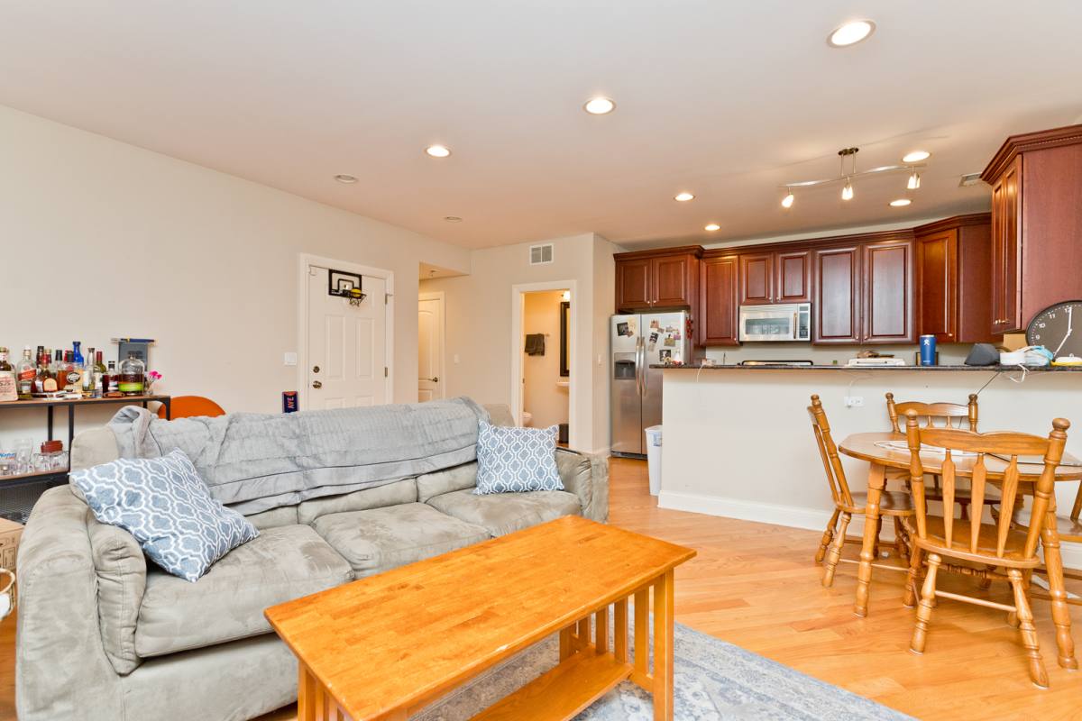 Condo for rent at 2414 W Moffat St #1, Chicago, IL 60647