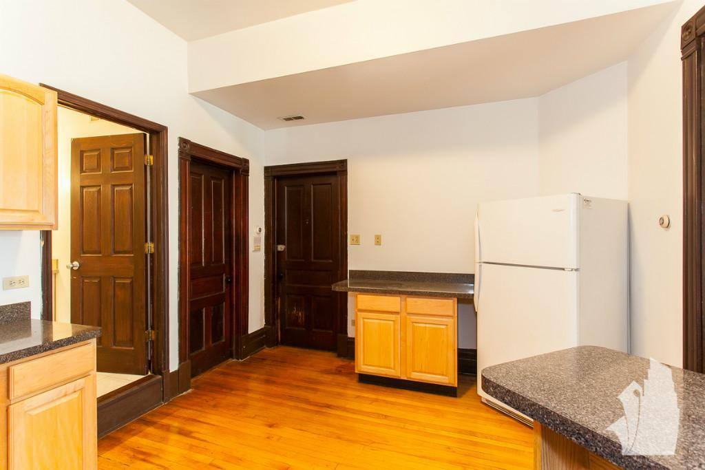 Apartment for rent at 1813 N Milwaukee Ave #3R, Chicago, IL 60647