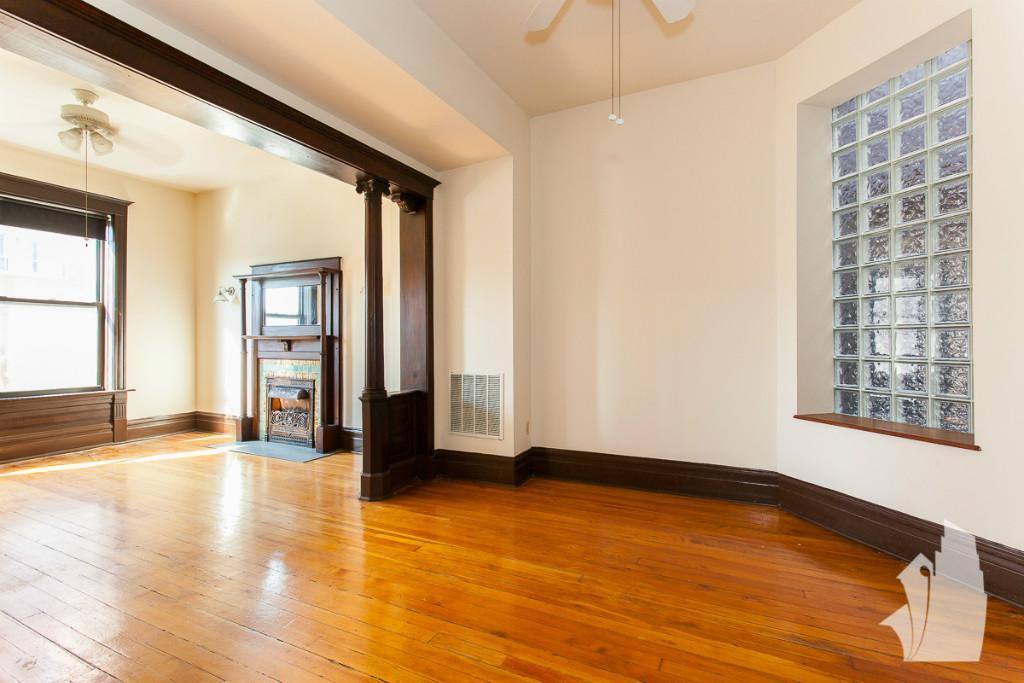 Apartment for rent at 1813 N Milwaukee Ave #3R, Chicago, IL 60647