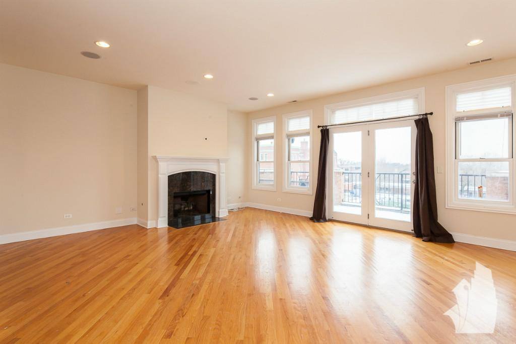 Apartment for rent at 3829 N Southport Ave #1, Chicago, IL 60613