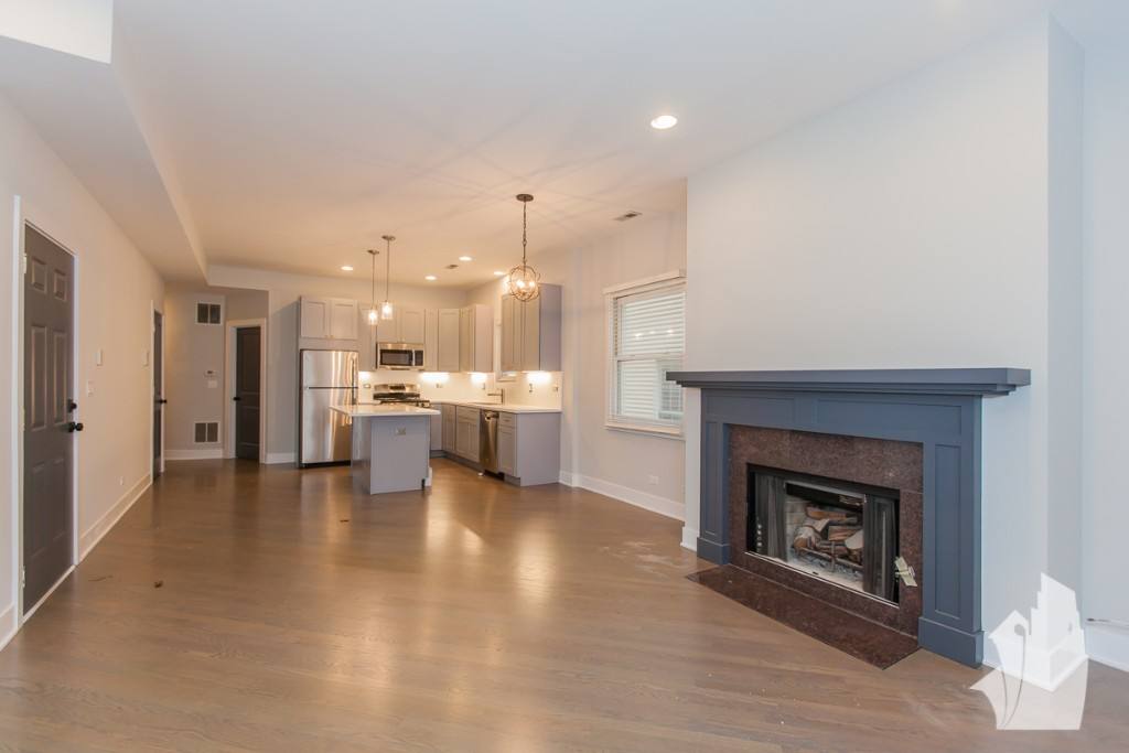 Apartment for rent at 2737 N Wayne Ave #1N, Chicago, IL 60614