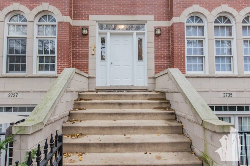 Apartment for rent at 2737 N Wayne Ave #1N, Chicago, IL 60614