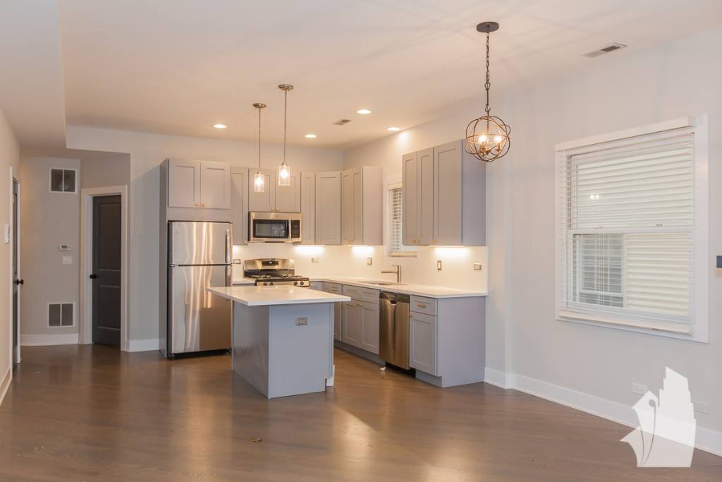 Apartment for rent at 2737 N Wayne Ave #1N, Chicago, IL 60614