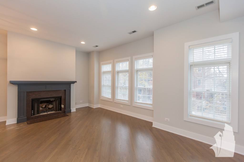 Apartment for rent at 2737 N Wayne Ave #1N, Chicago, IL 60614
