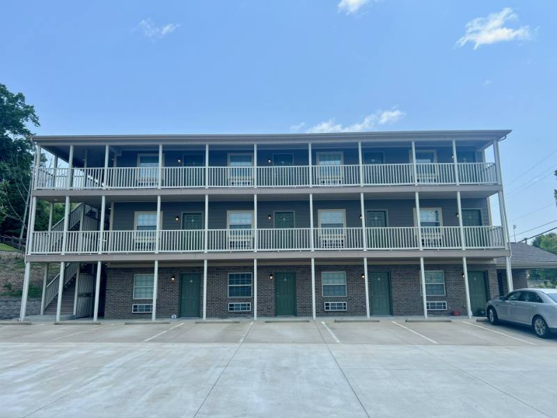 Apartment for rent at 1604 Spring Valley Dr #9, Huntington, WV 25704