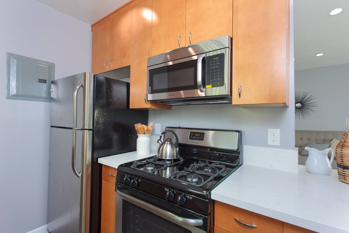 Apartment for rent at 789 E Villa St, Pasadena, CA 91101
