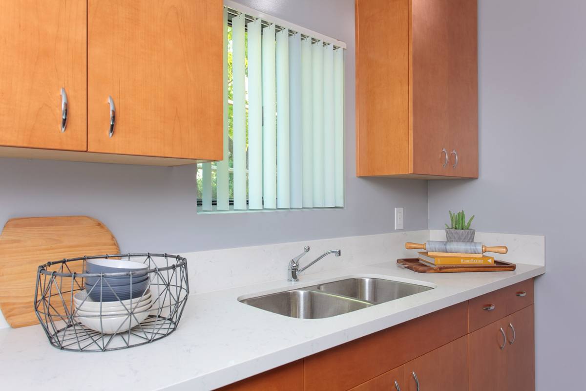 Apartment for rent at 789 E Villa St, Pasadena, CA 91101