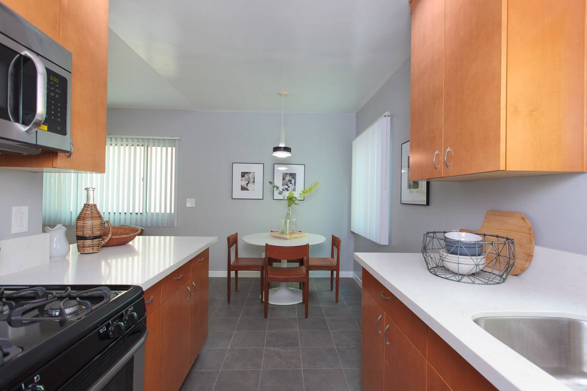Apartment for rent at 789 E Villa St, Pasadena, CA 91101